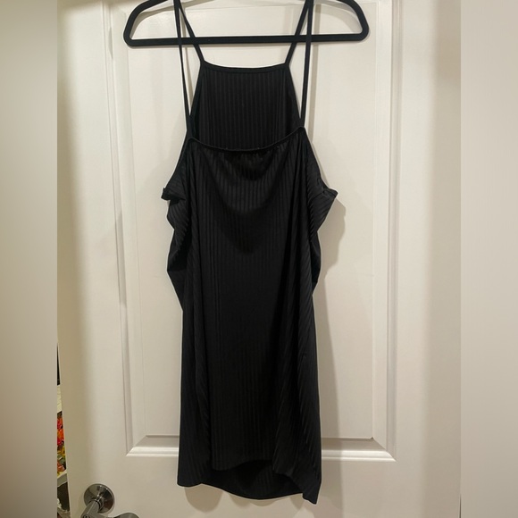 Pretty Little Thing Ribbed Bodycon Dress - Picture 3 of 3